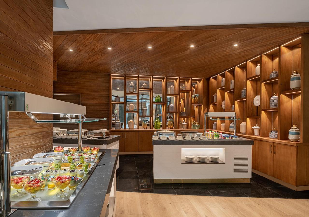 Crystal Inn Hotel - Alamein (Adults Only) 엘 알라메인 외부 사진 The buffet at the hotel